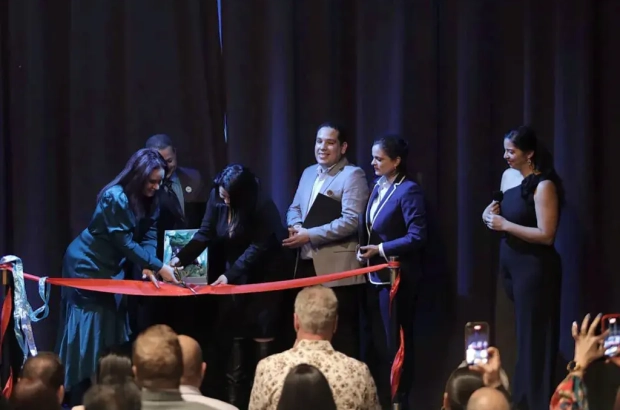 Un Sueño hecho Realidad Lanzamiento de 1er edición Raices y Negocios Magazine